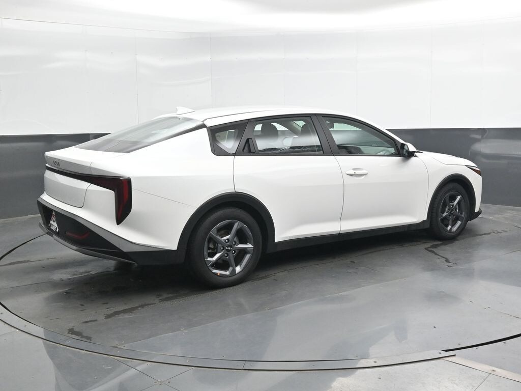 Used 2025 Kia K4 LXS Sedan