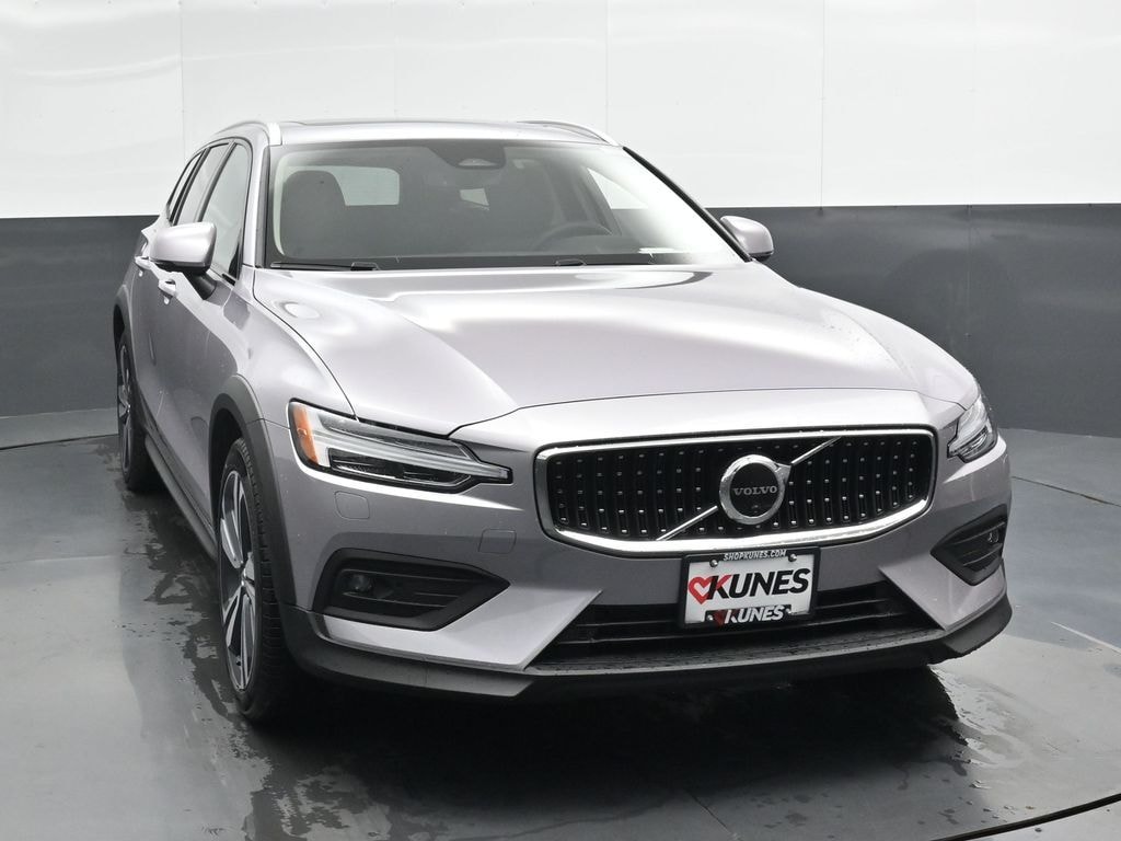New 2026 Volvo V60 Cross Country B5 Plus Wagon