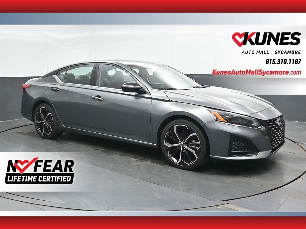 Used 2024 Nissan Altima 2.5 SR Sedan