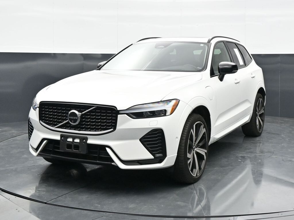 Used 2024 Volvo XC60 plug-in hybrid T8 Ultimate Dark SUV