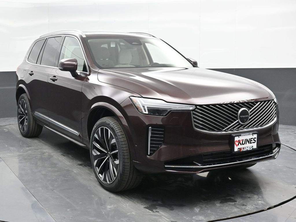 2025 Volvo XC90 T8 photo 4