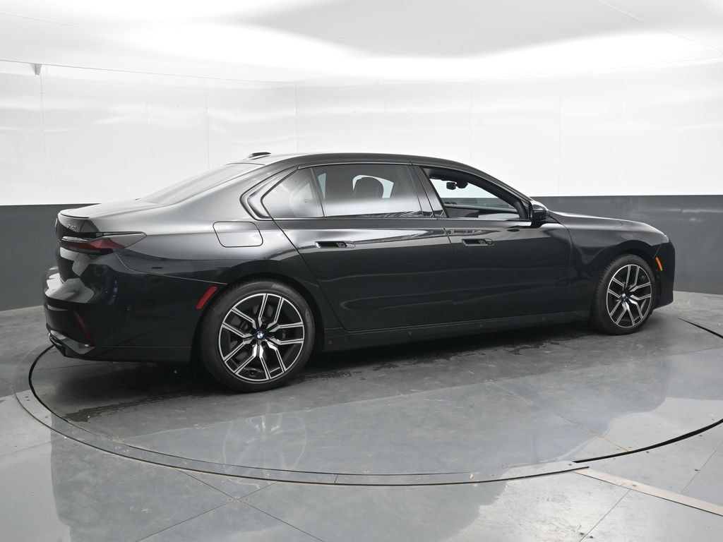 Used 2024 BMW 760i xDrive Sedan