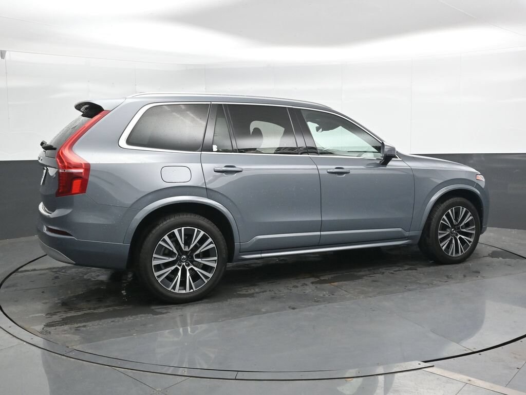 Used 2022 Volvo XC90 T6 AWD Momentum 7 Seater SUV