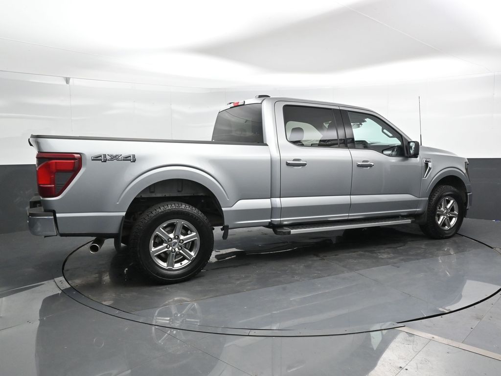 2024 Ford F-150 XLT photo 2