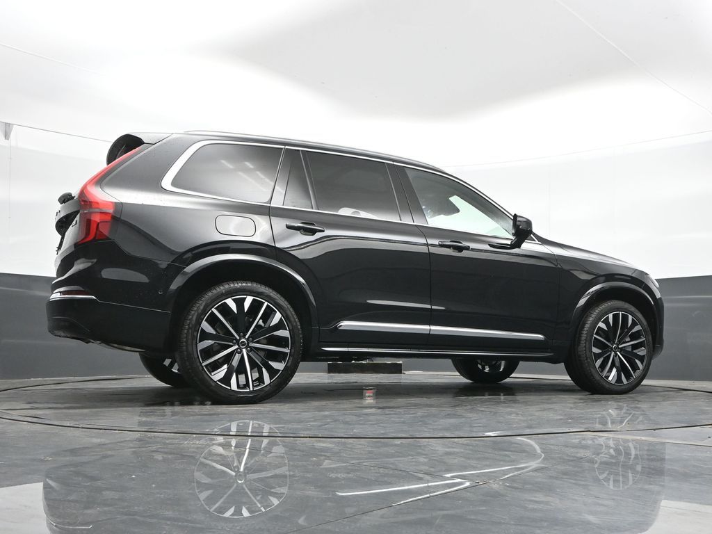 2026 Volvo XC90 Plus - Photo 41