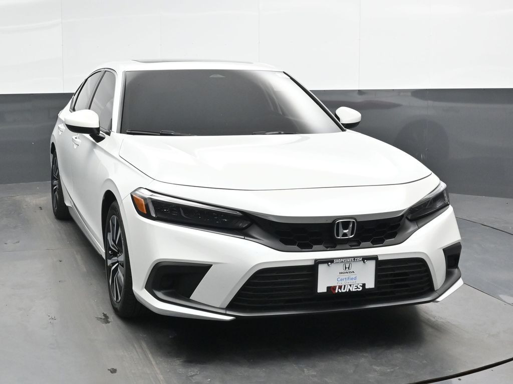 2024 Honda Civic EX-L Hatchback photo 4