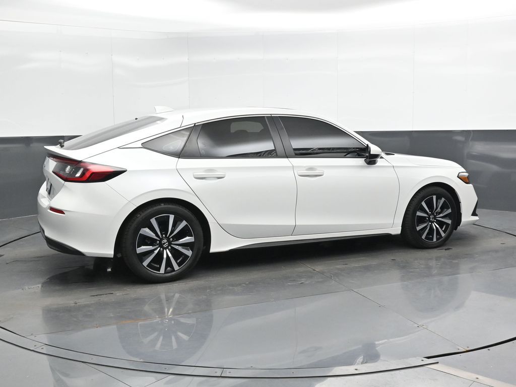 2024 Honda Civic EX-L Hatchback photo 2