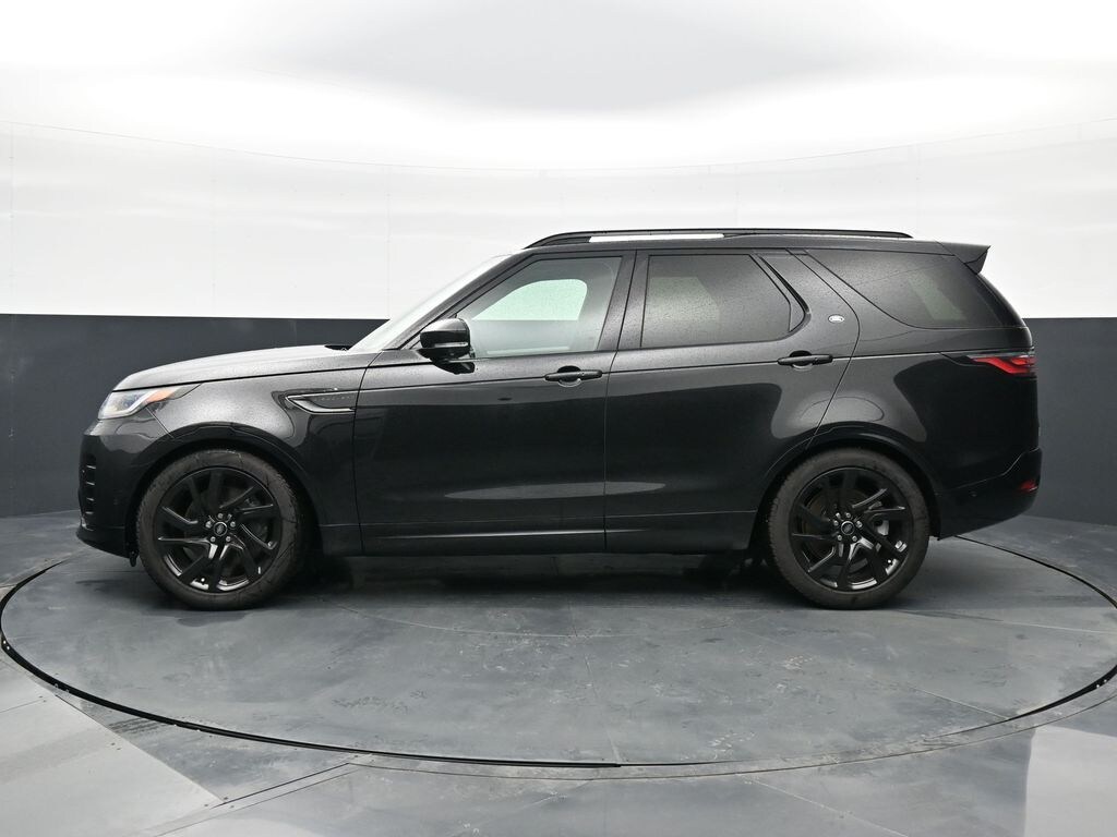 Used 2024 Land Rover Discovery P360 Dynamic SE SUV