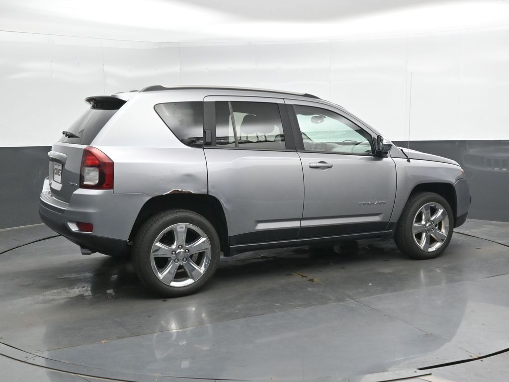 Used 2015 Jeep Compass Limited with VIN 1C4NJDCBXFD120820 for sale in Beloit, WI
