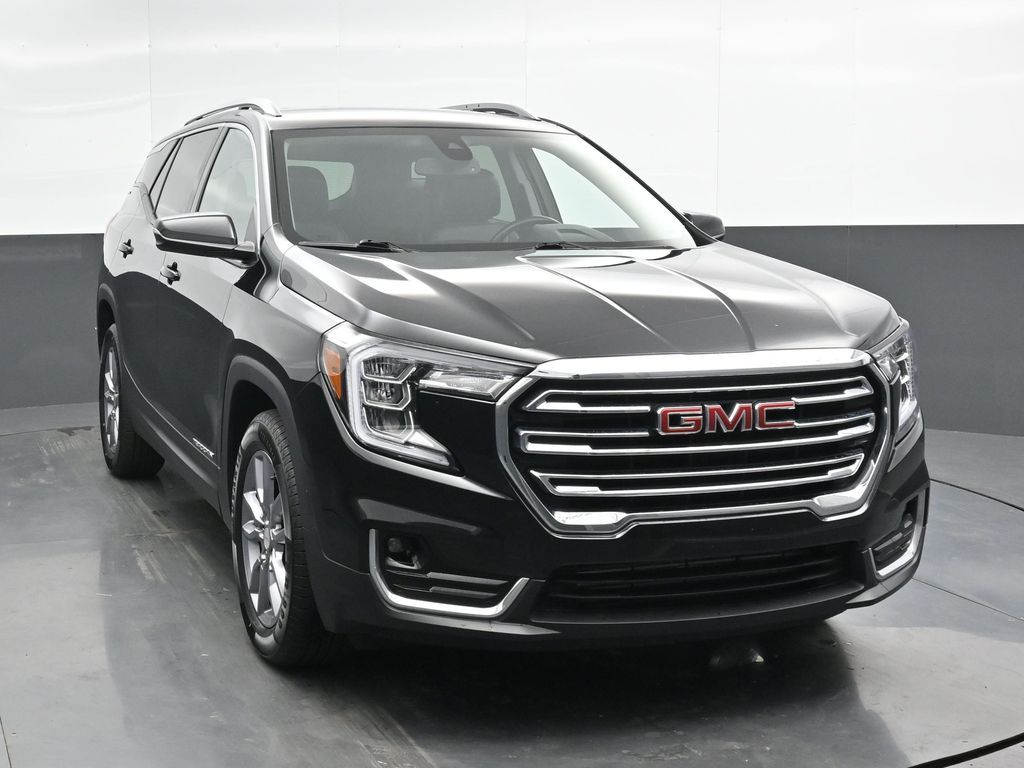 2024 Gmc Terrain SLT photo 2