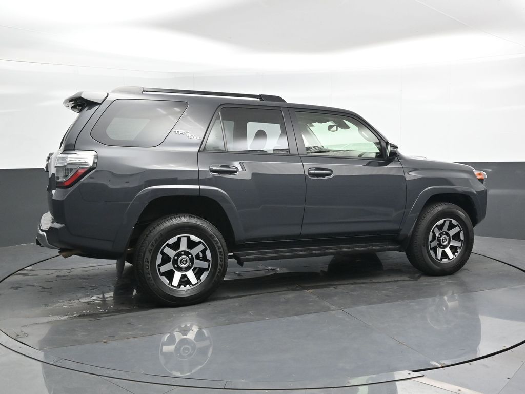 2024 Toyota 4Runner TRD Off-Road Premium photo 2