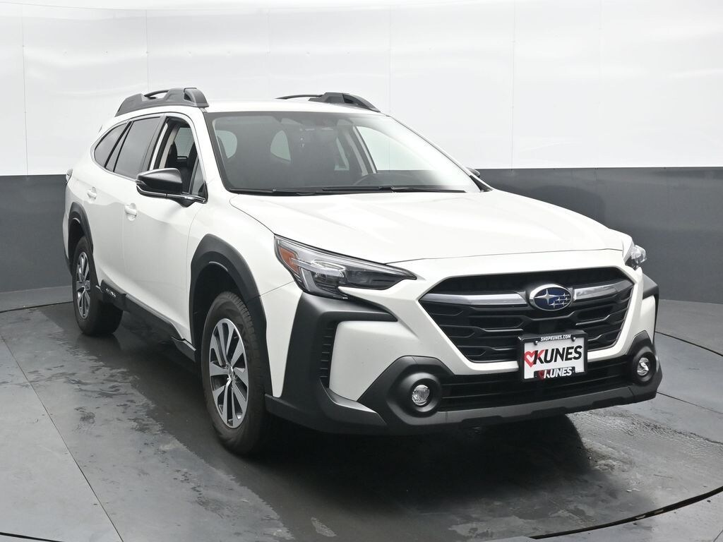 Used 2025 Subaru Outback Premium SUV