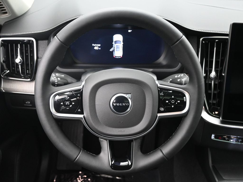 2026 Volvo XC90 Ultra - Photo 18