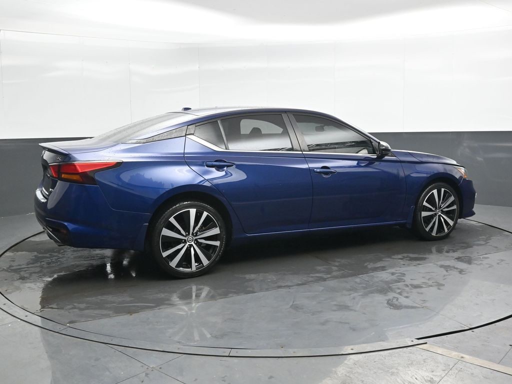 Used 2021 Nissan Altima 2.5 SR Sedan