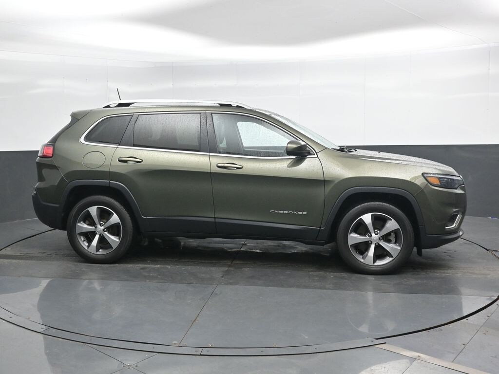 Used 2021 Jeep Cherokee Limited SUV