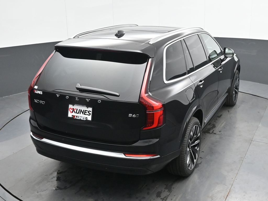 2026 Volvo XC90 Ultra - Photo 32