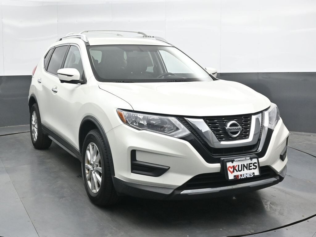 Used 2017 Nissan Rogue SV SUV