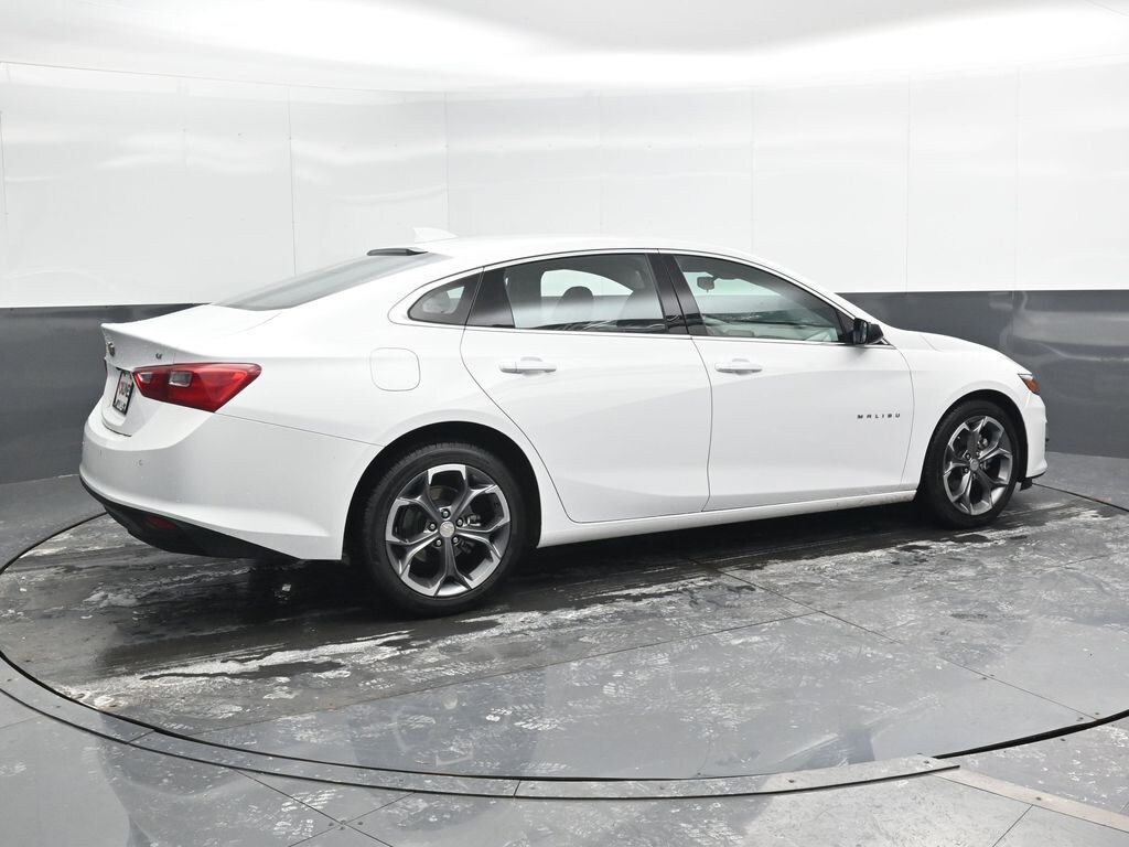 Used 2024 Chevrolet Malibu 1LT Sedan