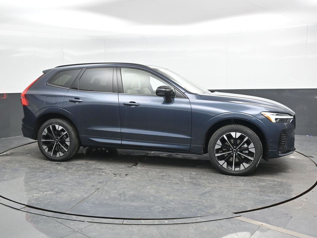New 2026 Volvo XC60 B5 Plus SUV