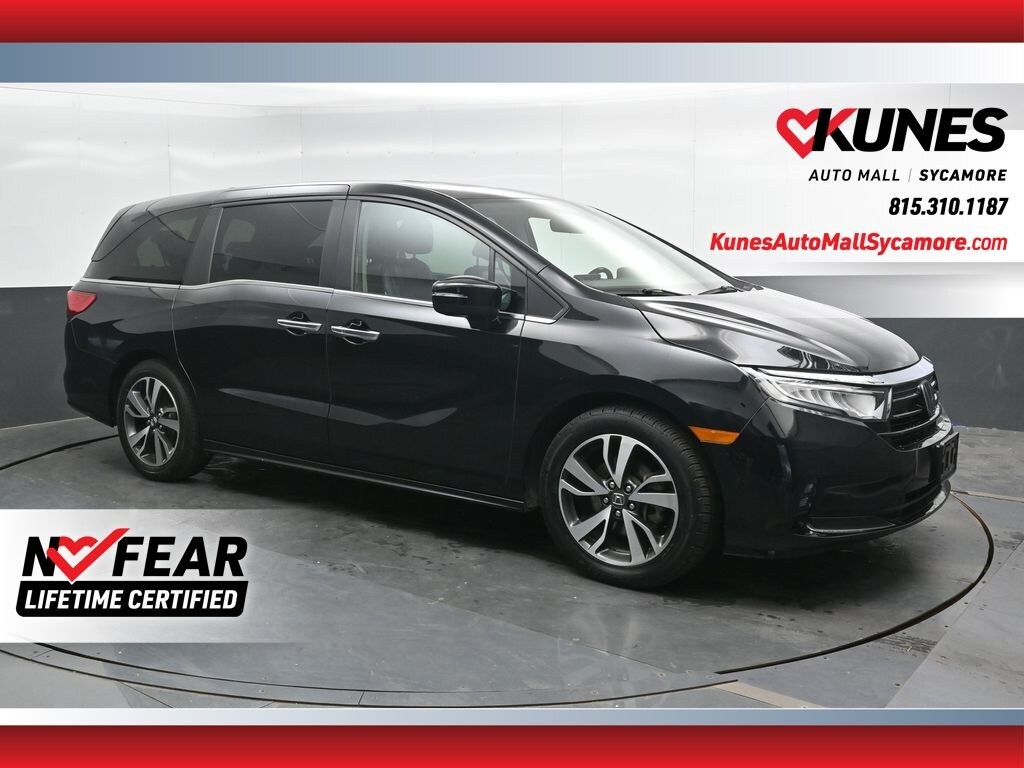 Used 2024 Honda Odyssey Touring Van