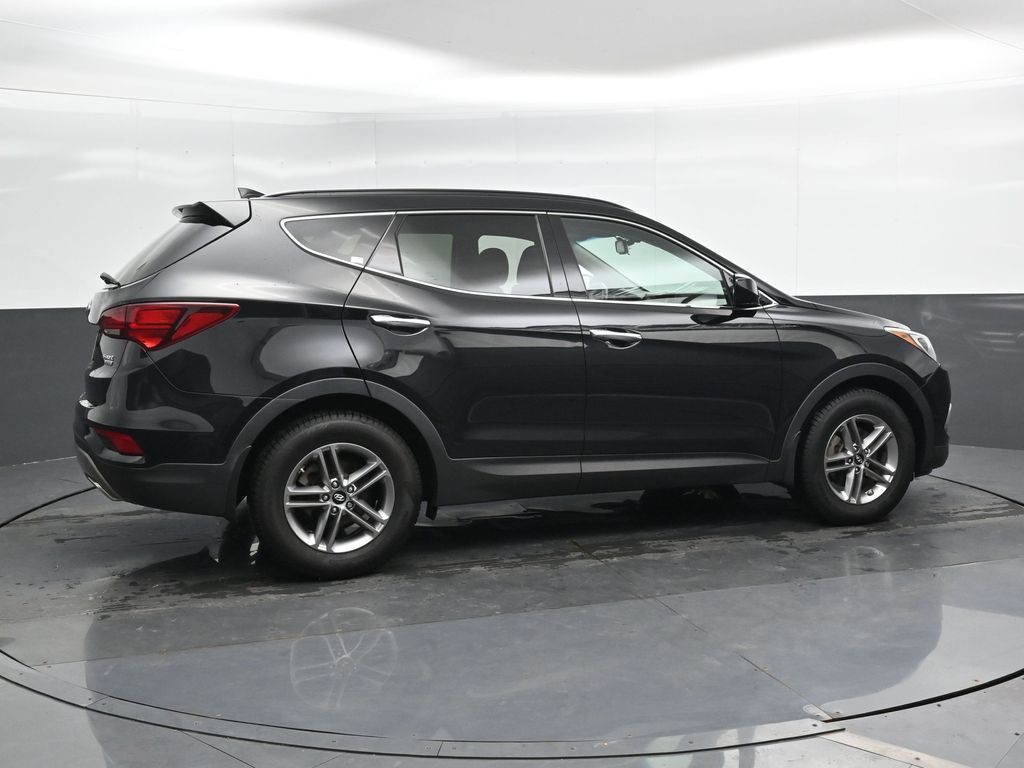 2017 Hyundai Santa Fe Sport Base photo 2