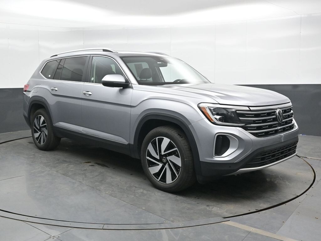 Used 2025 Volkswagen Atlas 2.0T SEL SUV