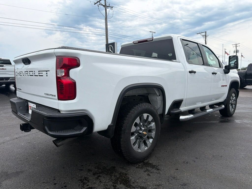 Used 2024 Chevrolet Silverado 2500 HD Custom Truck Crew Cab