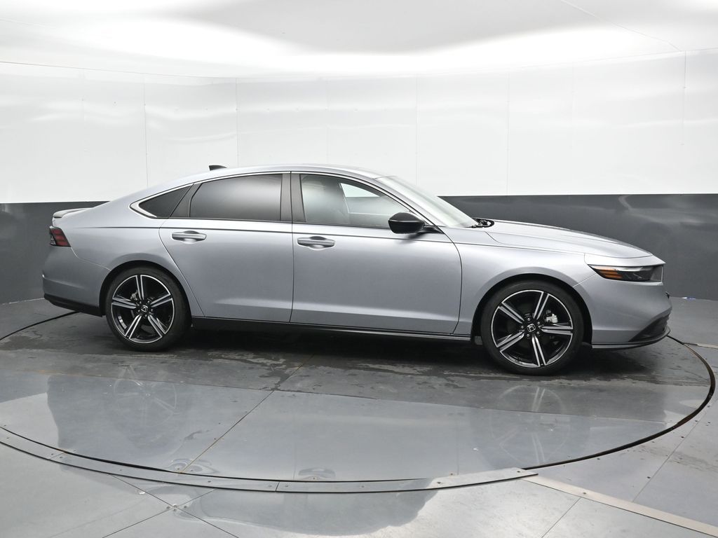 2023 Honda Accord Hybrid Sport photo 3
