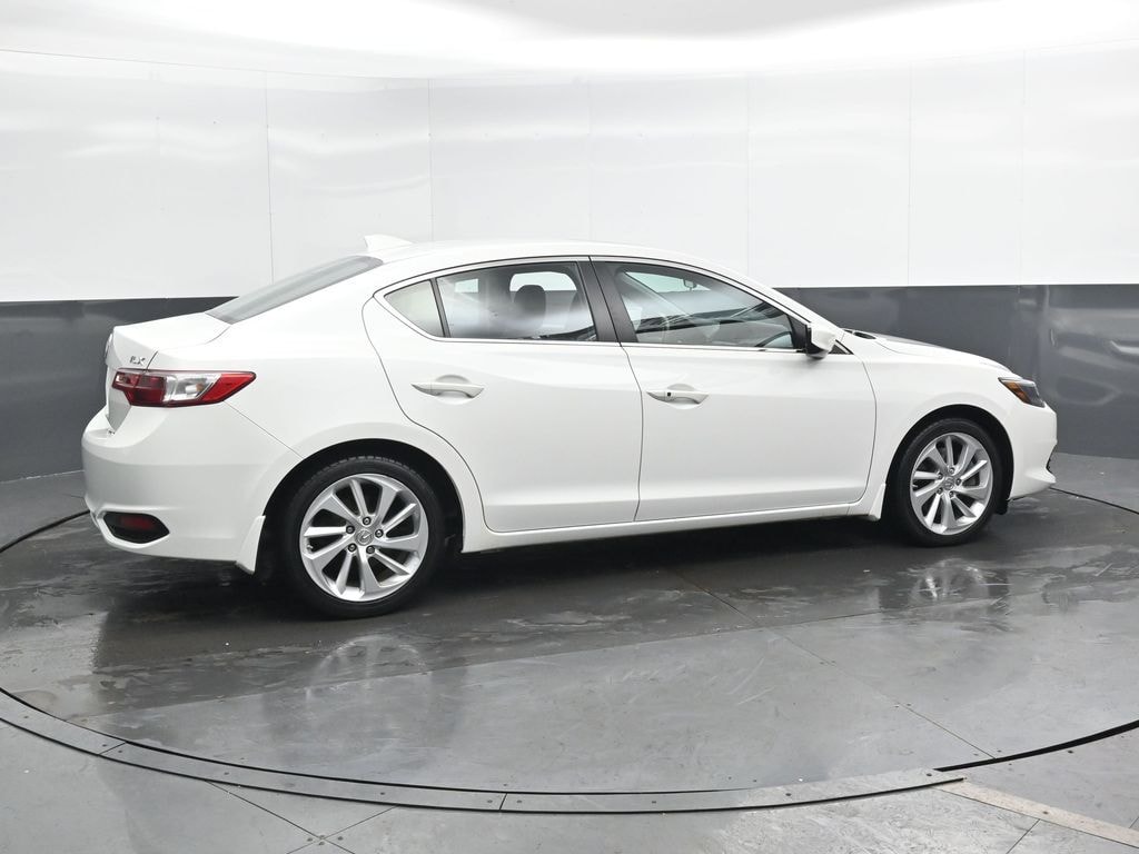 Used 2017 Acura ILX AcuraWatch Plus Sedan
