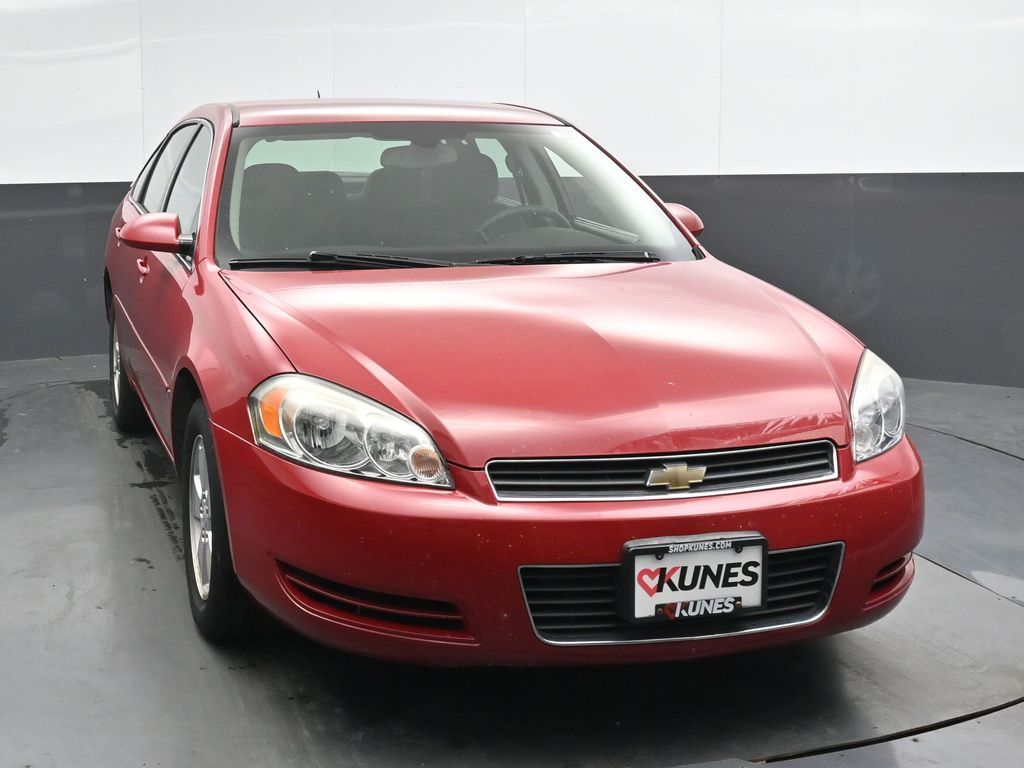 2007 Chevrolet Impala photo 3