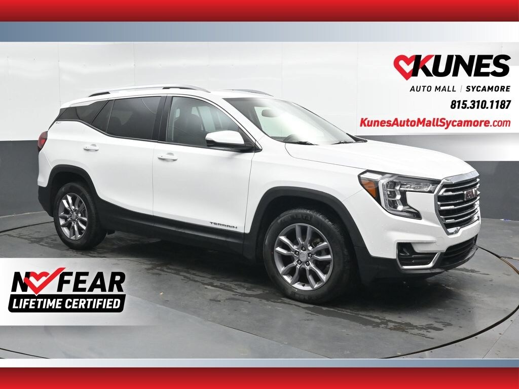 Used 2024 GMC Terrain SLT SUV