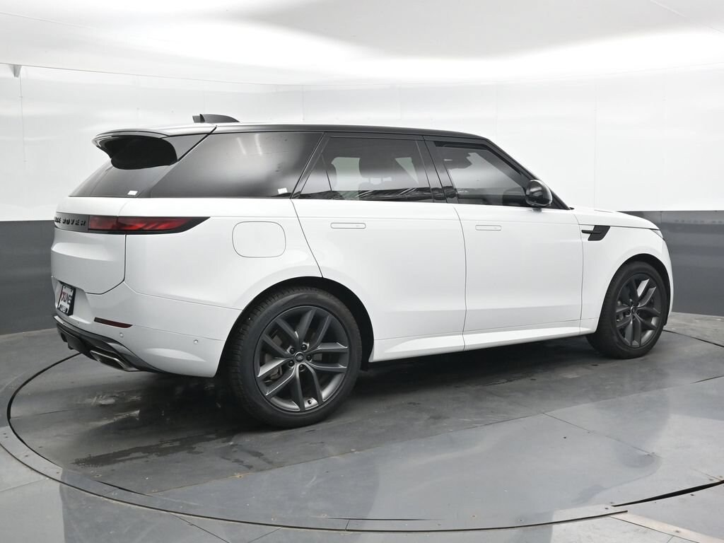 Used 2025 Land Rover Range Rover Sport P400 Dynamic SE SUV
