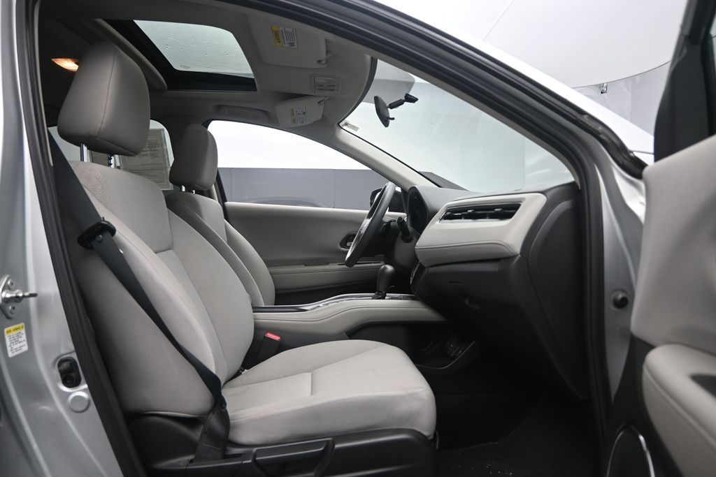 2016 Honda HR-V EX - Photo 18