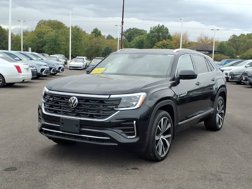 2026 Volkswagen Atlas Cross Sport SEL Premium R-Line SUV