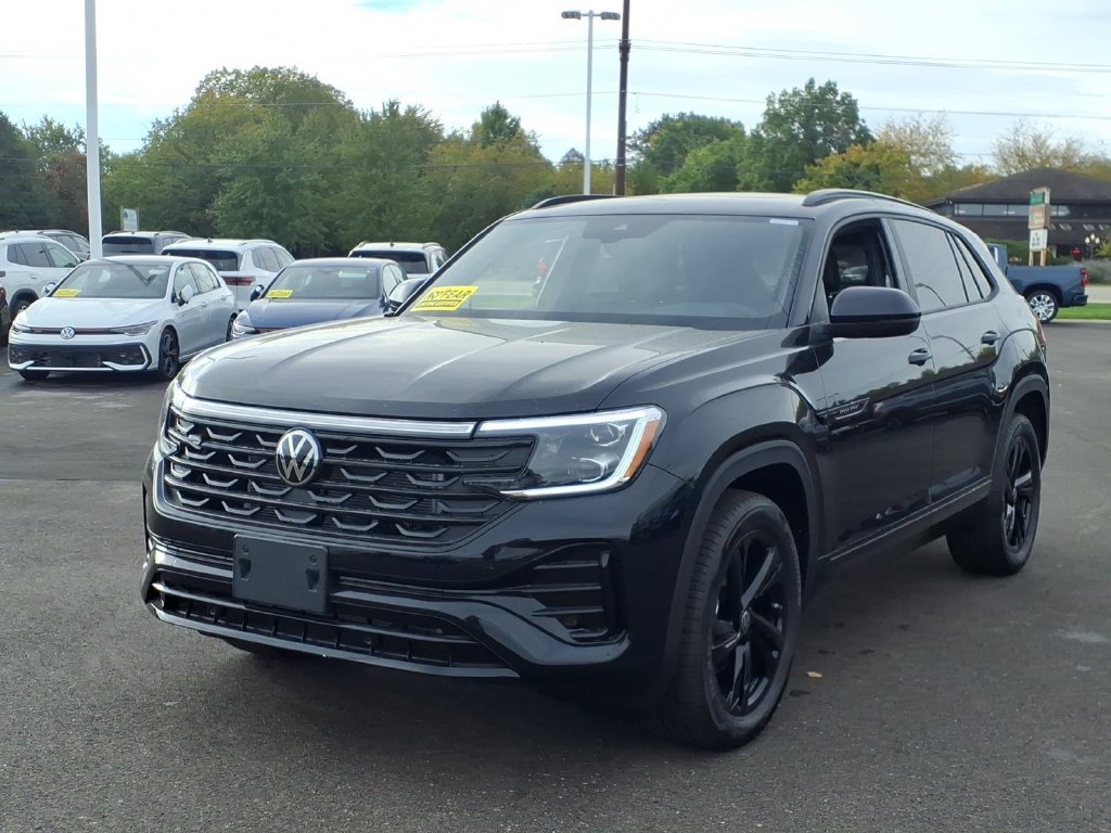 2026 Volkswagen Atlas Cross Sport SEL R-Line Black SUV