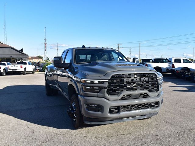 2026 RAM 3500 Limited - Photo 37