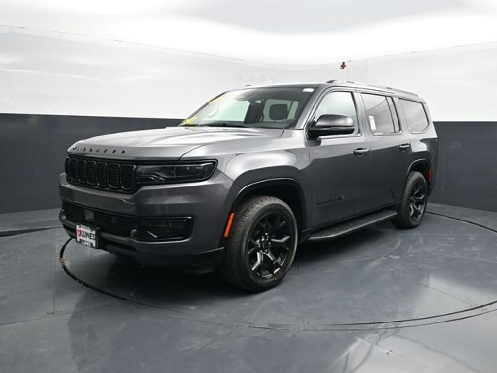 Used 2024 Jeep Wagoneer Series II SUV