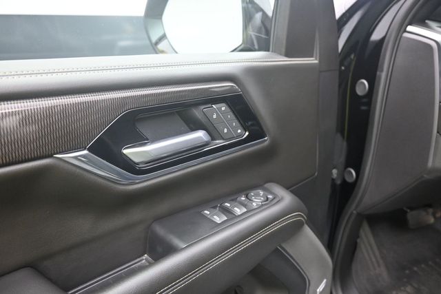 2025 GMC Yukon Elevation - Photo 13