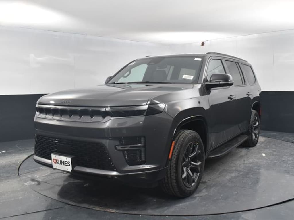 New 2026 Jeep Grand Wagoneer Limited Altitude Sport Utility