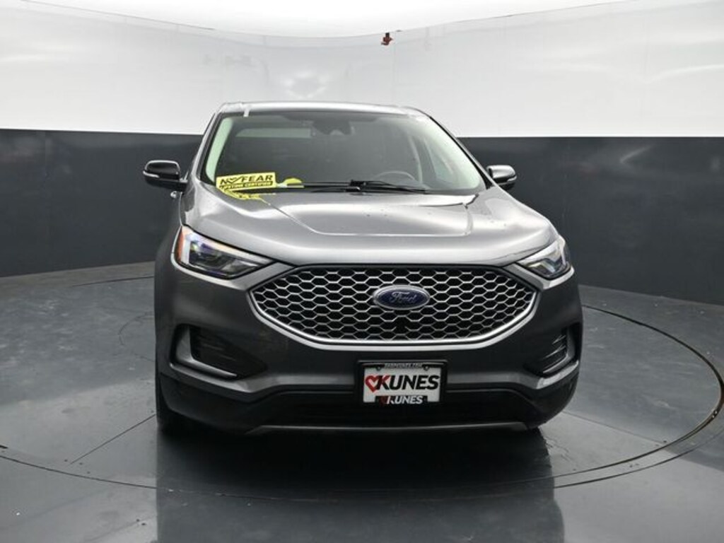 Certified 2024 Ford Edge SUV