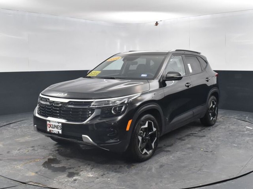 Used 2025 Kia Seltos S SUV