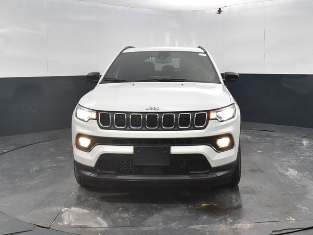 Used 2023 Jeep Compass Latitude SUV