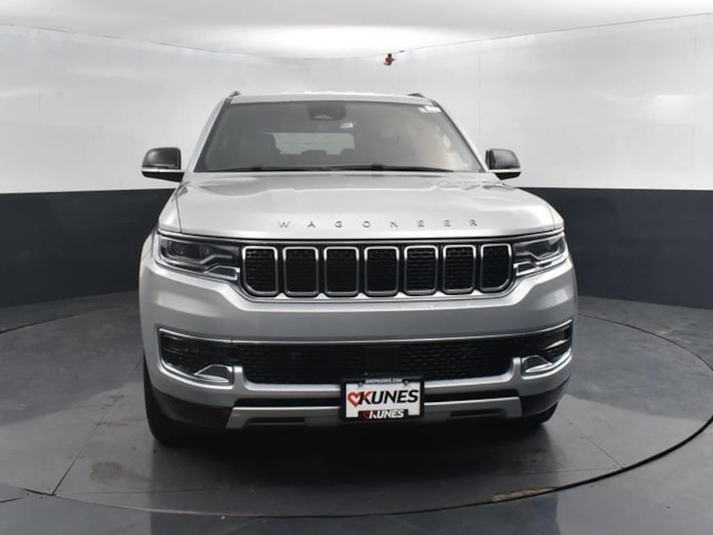 Used 2024 Jeep Wagoneer L Series II SUV