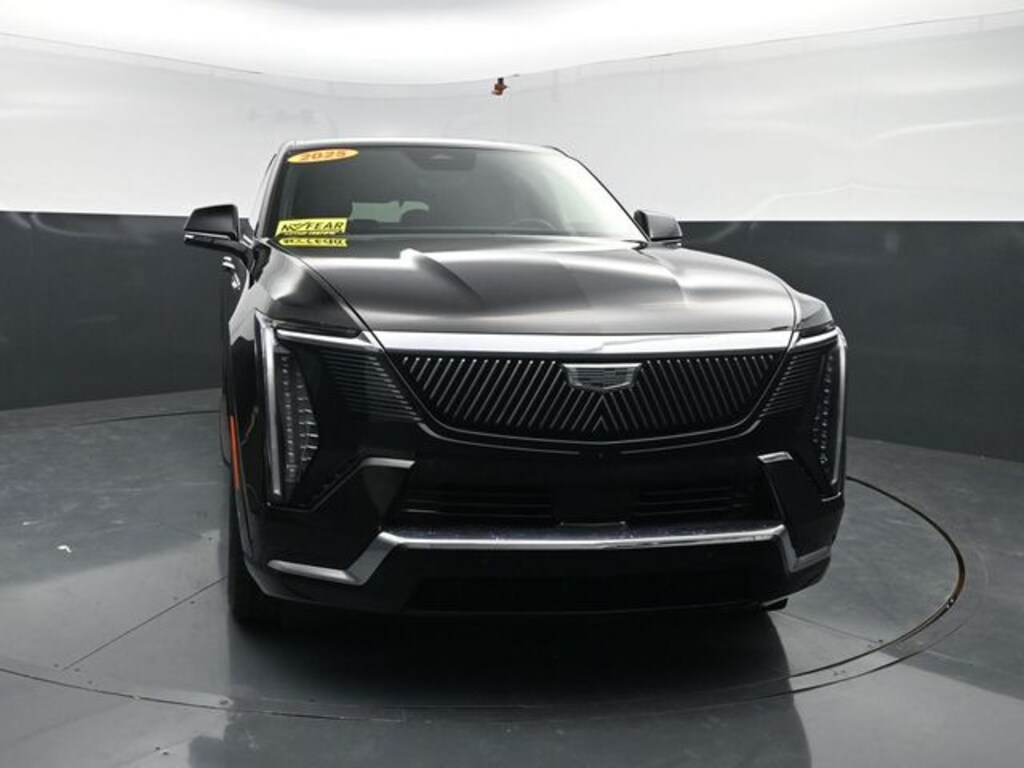 Used 2025 CADILLAC ESCALADE IQ Luxury SUV