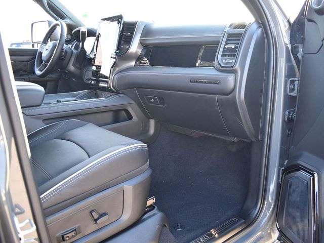 2026 RAM 3500 Limited - Photo 25