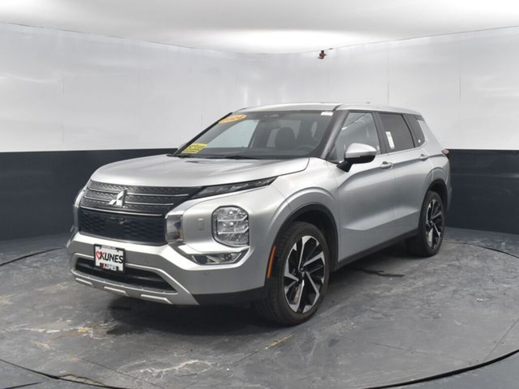 Certified 2024 Mitsubishi Outlander SE SUV