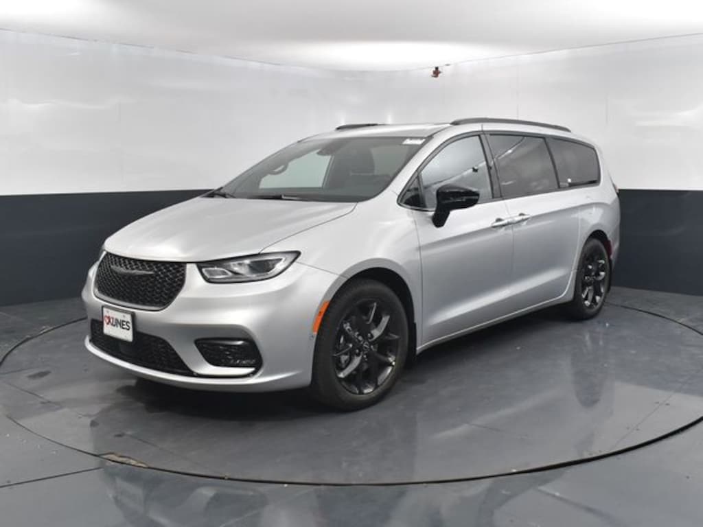 New 2026 Chrysler Pacifica Select Passenger Van