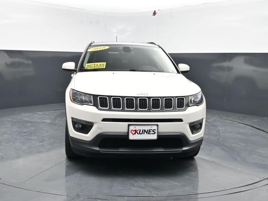 Used 2018 Jeep Compass Latitude 4x4 SUV