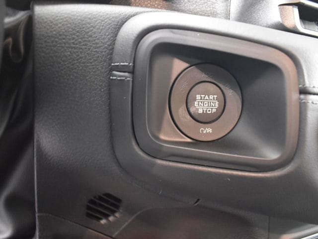 2025 Jeep Wrangler 4-Door Rubicon - Photo 18