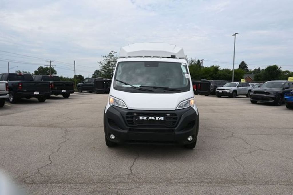 New 2026 Ram 3500 Low Roof 136 WB